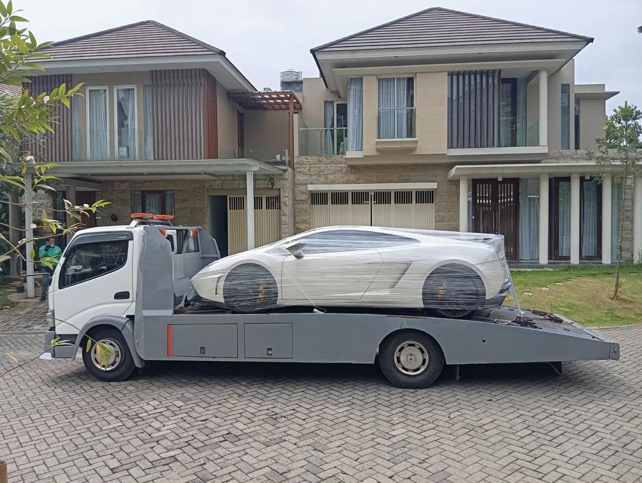 Derek gendong premium